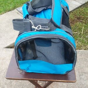 SMALL BLUE DOG CARRIER